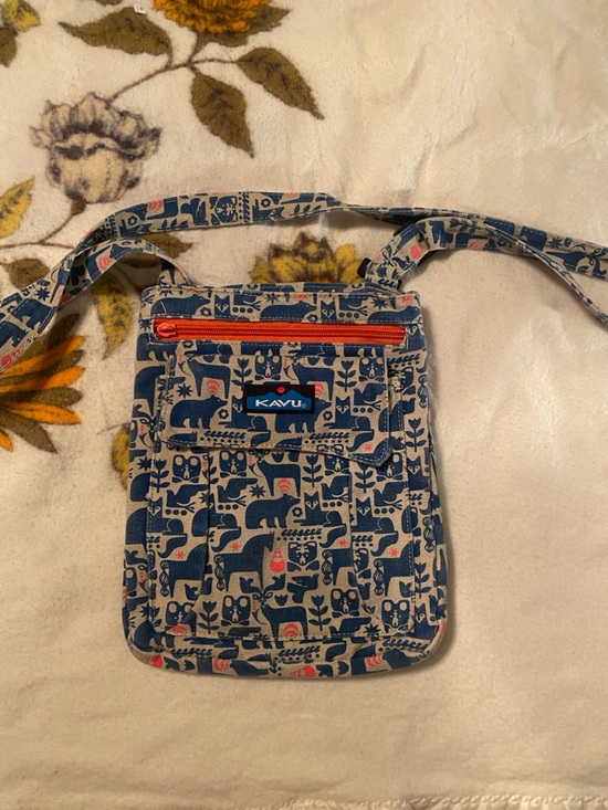 Kavu Handbags - Kavu Keeper Crossbody Bag Cozy Critters Print